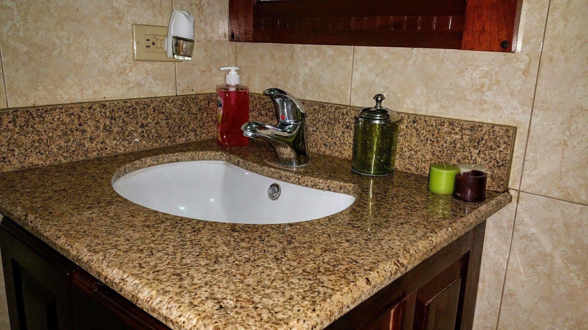 Modern London Decor Guest Apartments Кингстон Экстерьер фото
