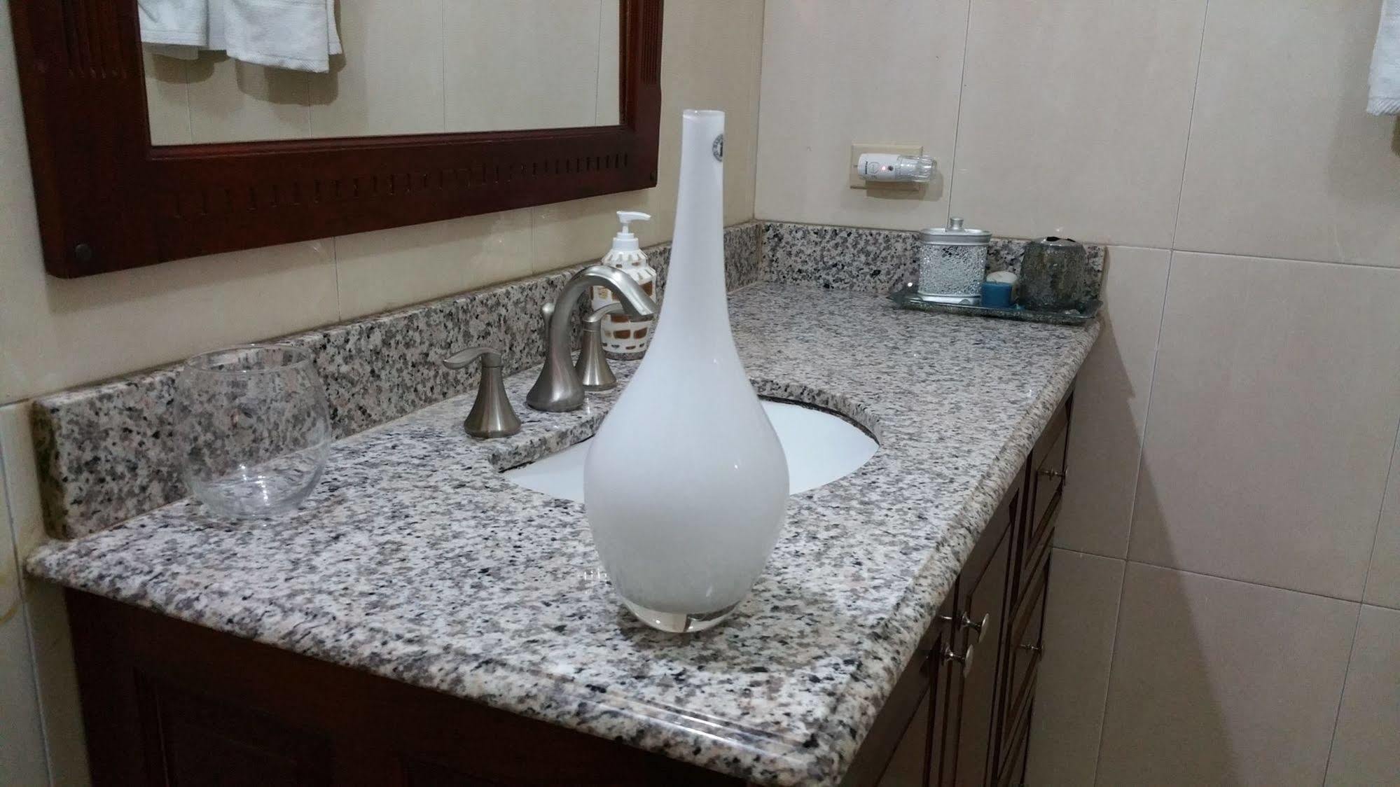 Modern London Decor Guest Apartments Кингстон Экстерьер фото