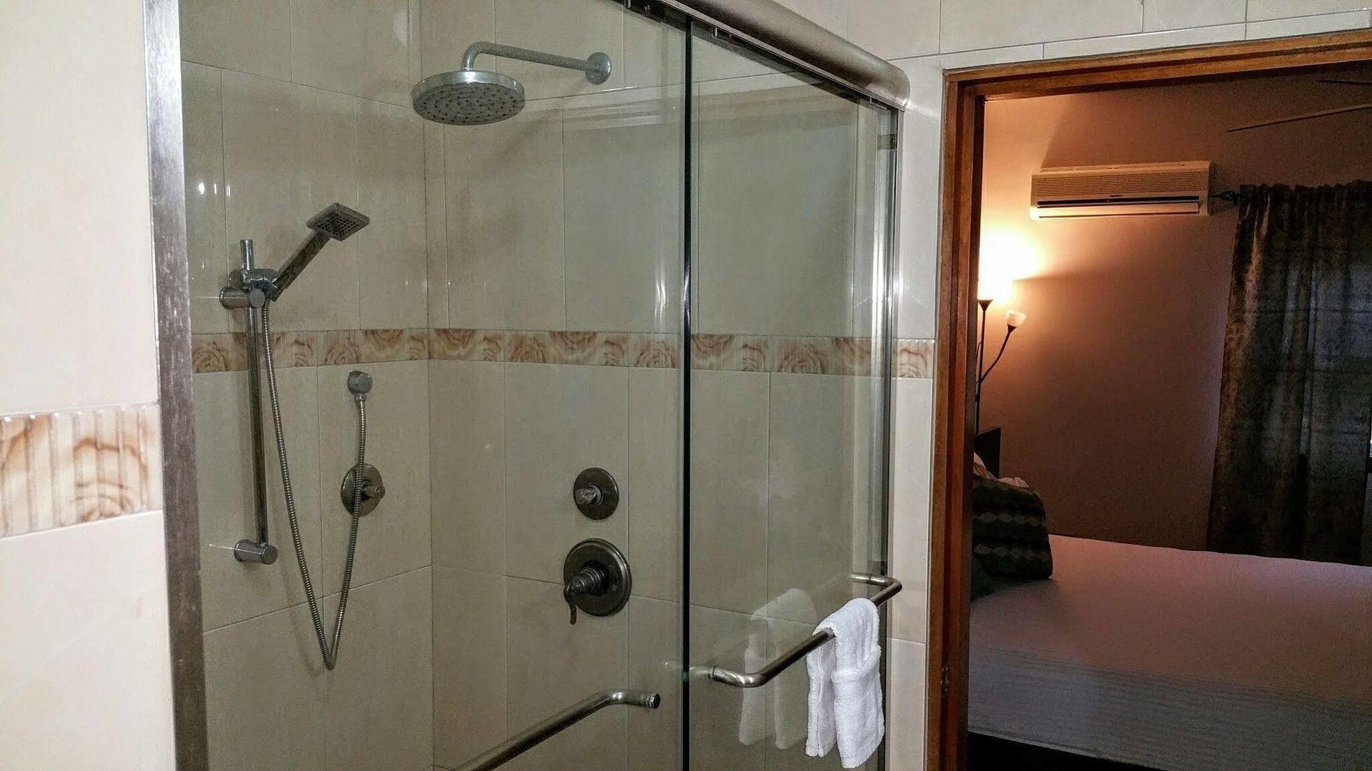 Modern London Decor Guest Apartments Кингстон Экстерьер фото